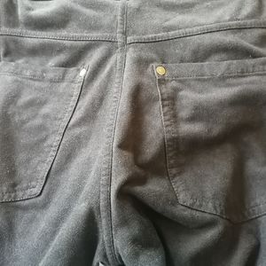 Poly/spandex blend leggings